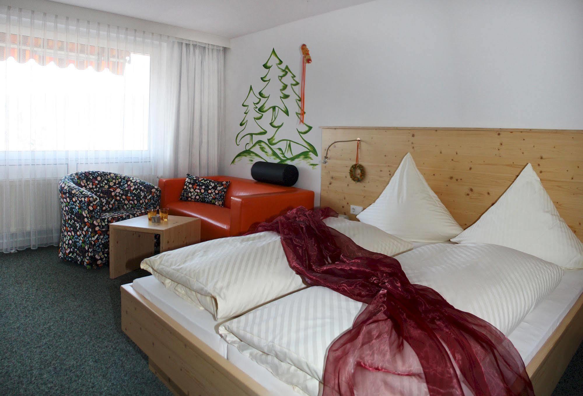 Hotel Hochwald バート・リーベンツェル エクステリア 写真